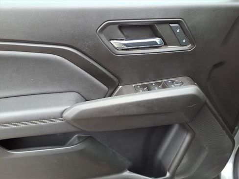 Used 2023 Chevrolet Colorado LT w/ LT Convenience Package image 13