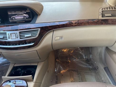 Used 2008 Mercedes-Benz S 550 image 28