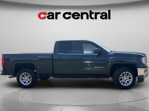 Used 2017 GMC Sierra 1500 SLE w/ SLE Value Package AWD/4WD image 6