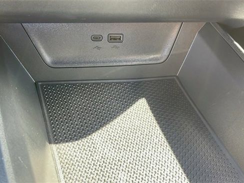 New 2026 Chevrolet Equinox RS w/ Convenience Package III image 18