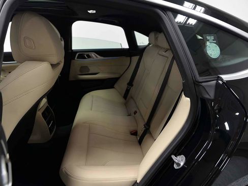 Used 2025 BMW i4 eDrive40 w/ Parking Assistance Package image 10