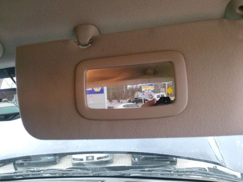 Used 2006 Chevrolet Silverado 2500 LT w/ Snow Plow Prep Package image 18