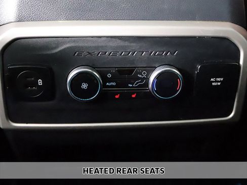 Used 2022 Ford Expedition Limited image 10
