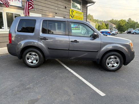 Used 2015 Honda Pilot LX image 4