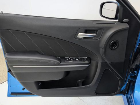 Used 2019 Dodge Charger Scat Pack RWD image 41