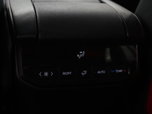 Used 2024 Toyota Highlander XSE AWD/4WD image 22
