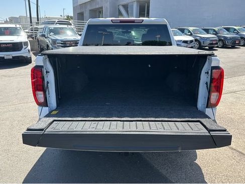 Certified 2022 GMC Sierra 1500 SLE w/ Driver Alert Package I AWD/4WD image 31