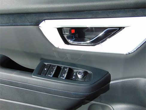 New 2025 Subaru Forester Limited image 20