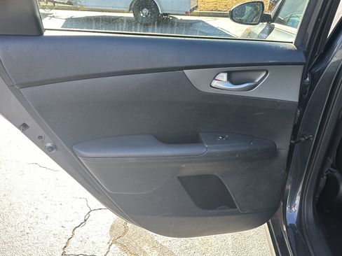 Used 2019 Kia Forte LXS image 21