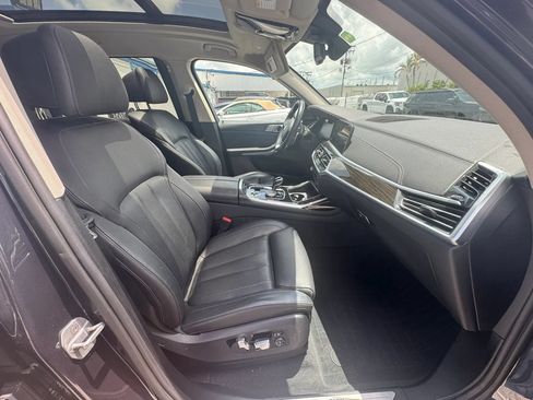 Used 2020 BMW X7 xDrive40i w/ Premium Package AWD/4WD image 13