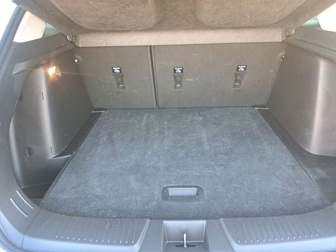 Used 2025 Chevrolet Trax LT image 25