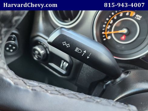 Used 2023 Jeep Gladiator Sport image 21