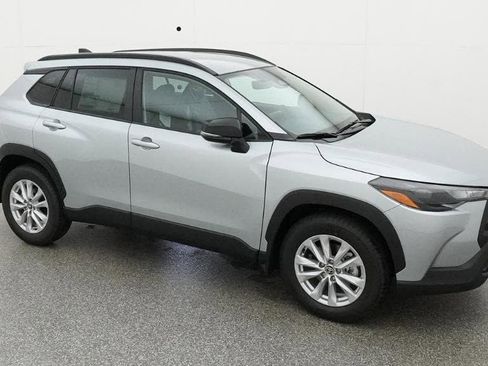 New 2026 Toyota Corolla Cross LE image 12