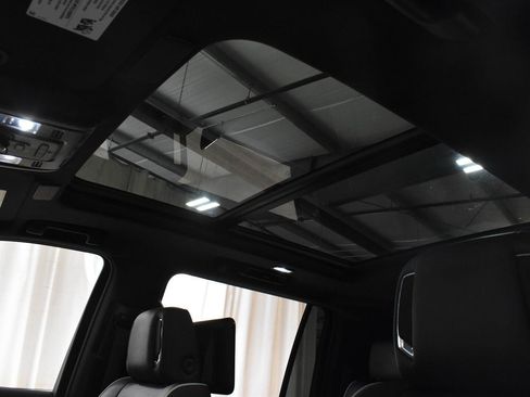Certified 2023 Cadillac Escalade ESV Premium Luxury AWD/4WD image 3