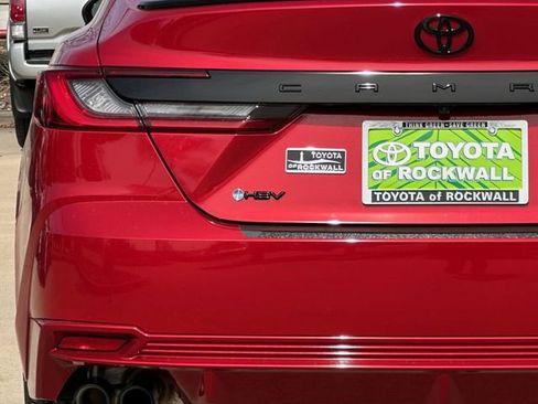 Used 2026 Toyota Camry XSE FWD image 5