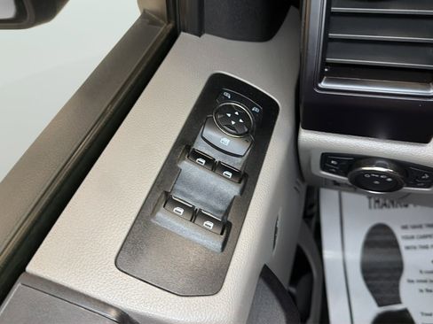 Used 2018 Ford F150 XL w/ Equipment Group 101A Mid AWD/4WD image 19