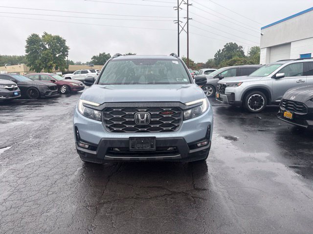 Certified 2024 Honda Passport TrailSport image 3