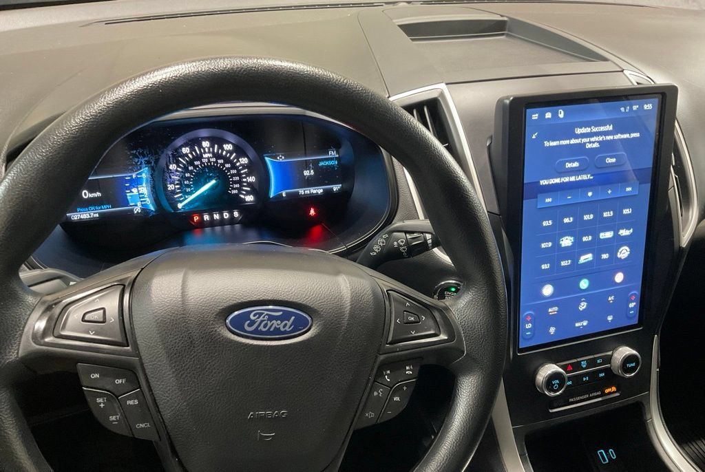 Used 2024 Ford Edge SE w/ Black Appearance Package AWD/4WD image 19