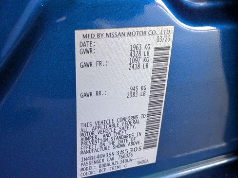 Used 2025 Nissan Altima 2.5 SV FWD image 29