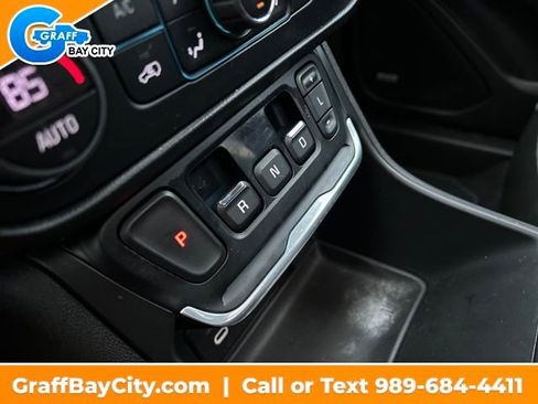 Used 2018 GMC Terrain SLT w/ Preferred Package image 24