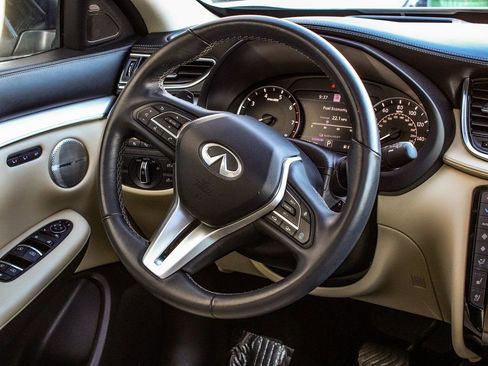 Used 2022 INFINITI QX50 Sensory image 25