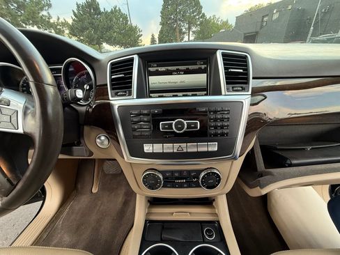 Used 2014 Mercedes-Benz ML 350 4MATIC image 44