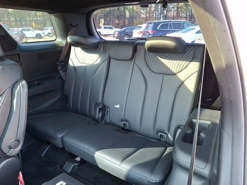 Used 2023 Hyundai Palisade Calligraphy image 14