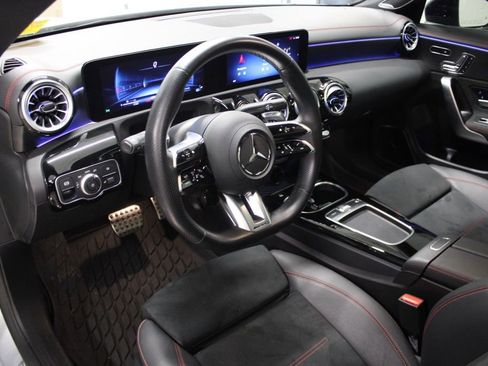 Used 2025 Mercedes-Benz CLA 35 AMG 4MATIC image 4