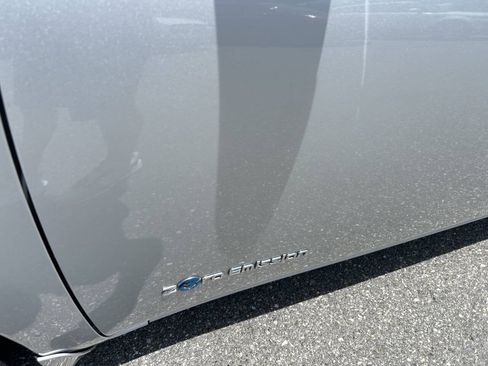 Used 2016 Nissan Leaf SV w/ Premium Package FWD image 11