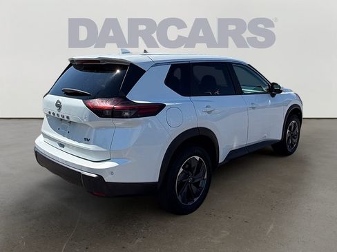 Used 2024 Nissan Rogue SV FWD image 7