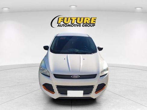 Used 2016 Ford Escape S FWD image 2