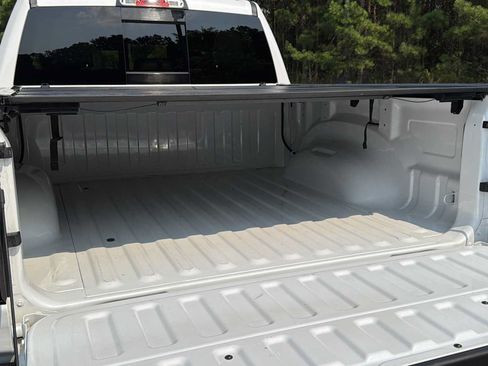Used 2023 RAM 1500 Laramie AWD/4WD image 26
