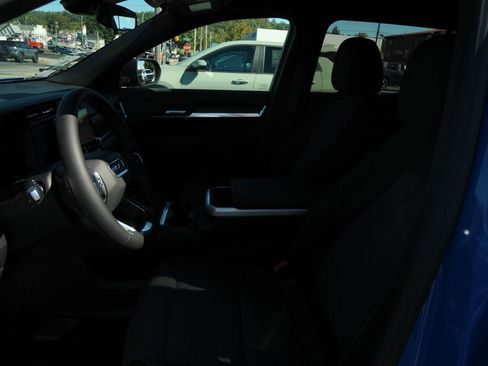 New 2026 GMC Terrain Elevation w/ LPO, Floor Liner Package image 14