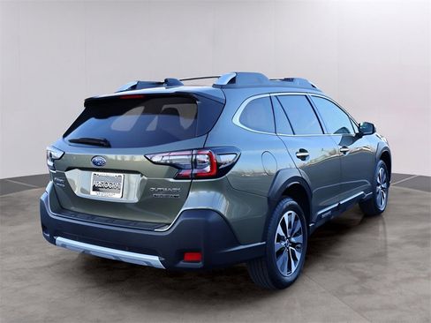Used 2024 Subaru Outback Touring XT image 5