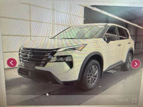 Certified 2025 Nissan Rogue S FWD image 1