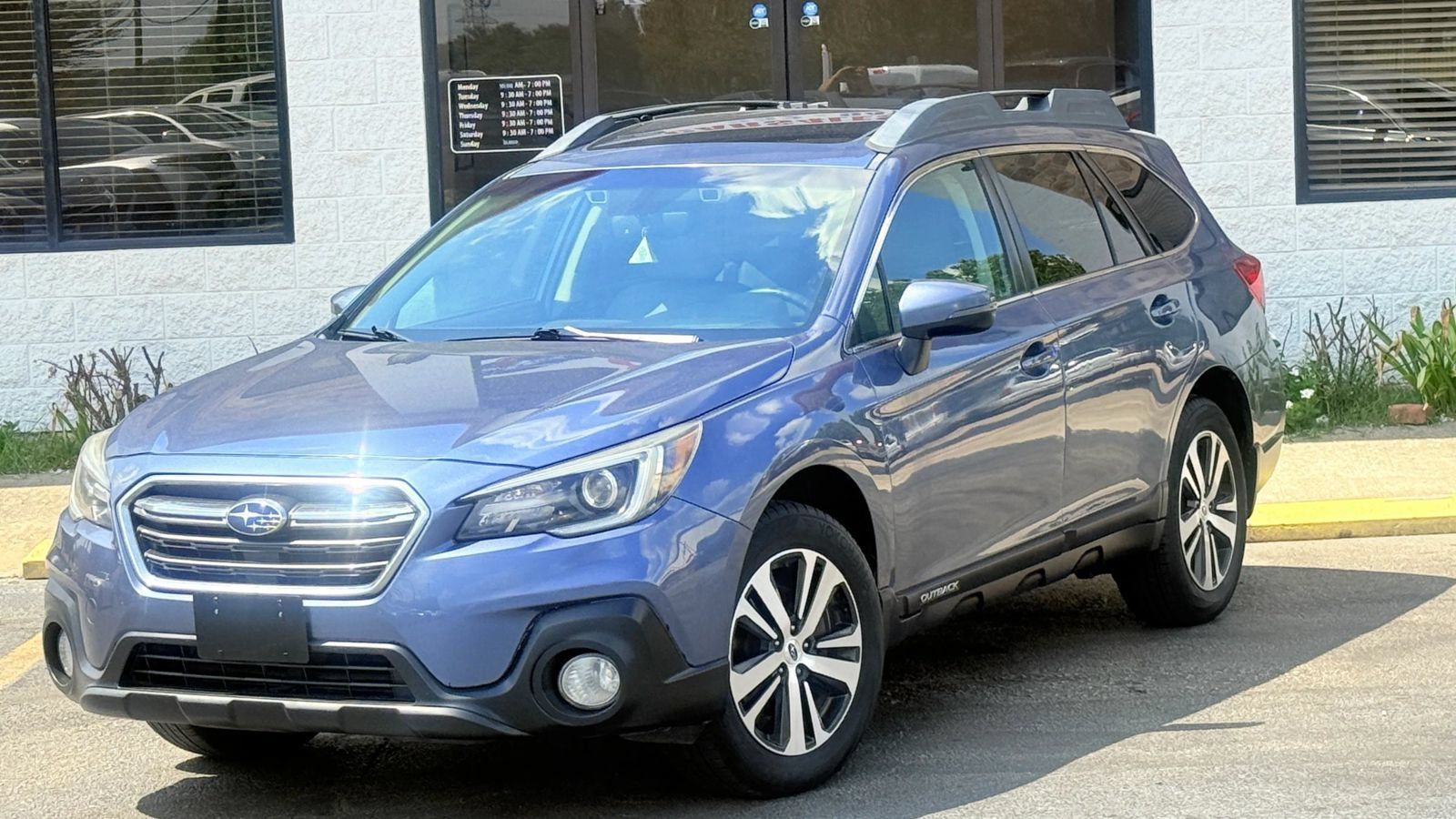 Used 2018 Subaru Outback 2.5i Limited AWD/4WD image 5