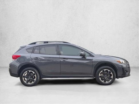 Used 2021 Subaru Crosstrek 2.0i Premium w/ Moonroof Package AWD/4WD image 4