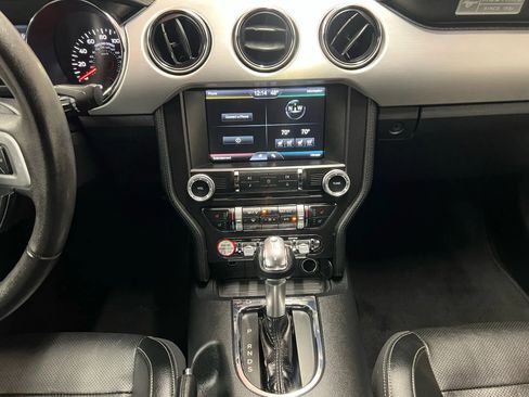 Used 2015 Ford Mustang Premium image 16