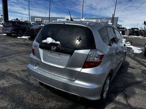 Used 2011 Honda Fit image 5