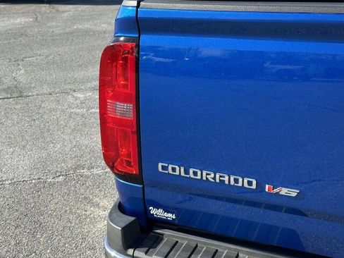 Used 2018 Chevrolet Colorado LT w/ Luxury Package, Chrome image 9