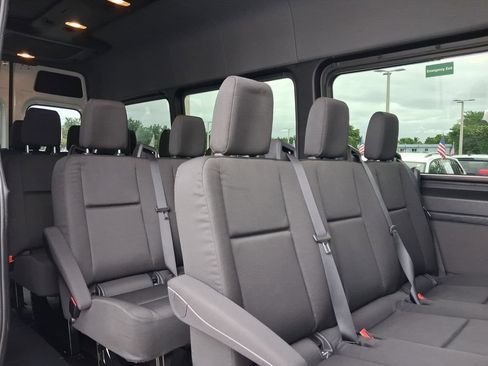 Used 2025 Mercedes-Benz Sprinter 2500 image 8