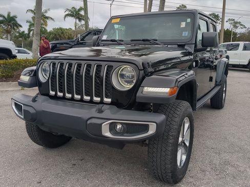 Used 2020 Jeep Gladiator Overland image 9