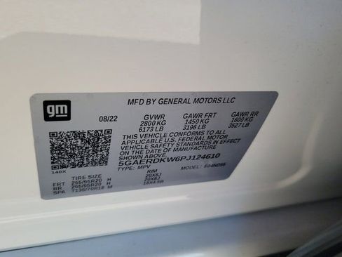 Used 2023 Buick Enclave Avenir w/ Avenir Technology Package image 33