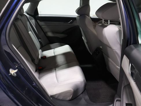 Used 2019 Honda Accord EX image 21