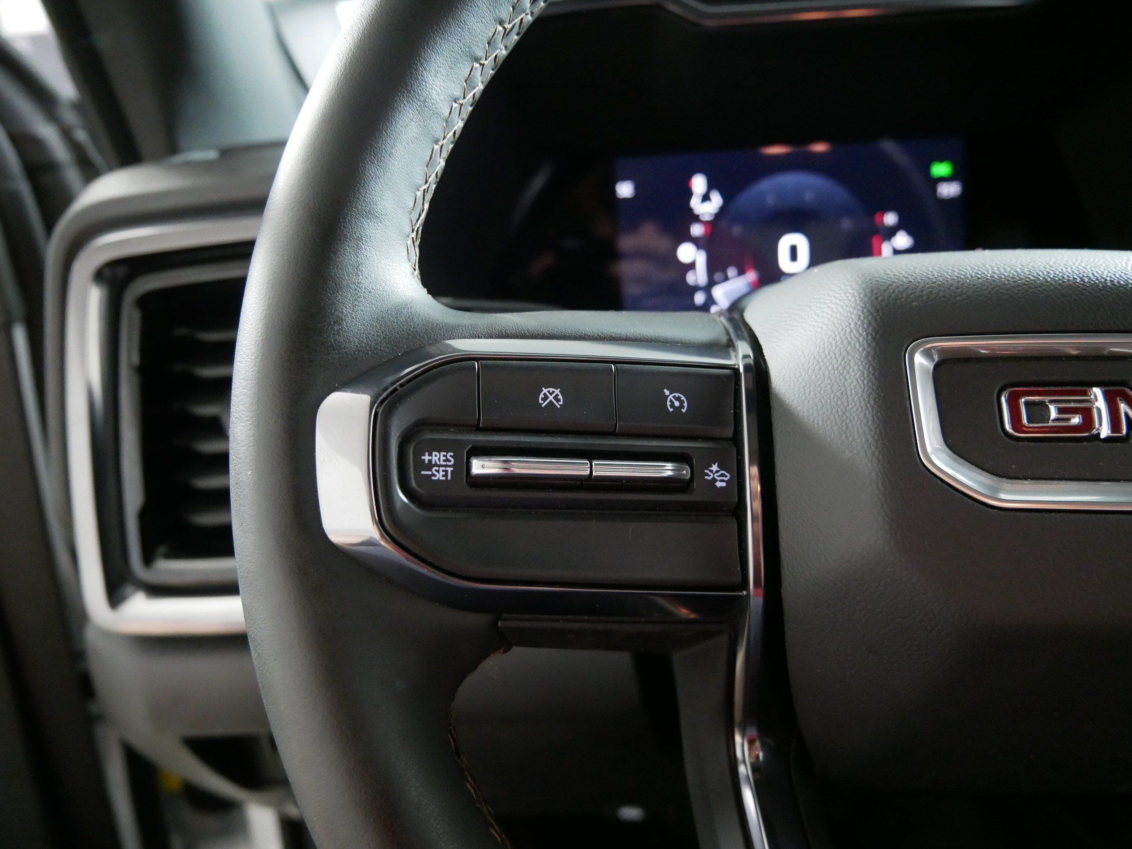 Used 2023 GMC Canyon AT4 w/ AT4 Premium Package AWD/4WD image 27