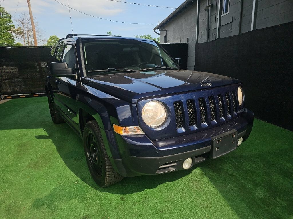 Used 2014 Jeep Patriot Sport w/ Power Value Group FWD image 1