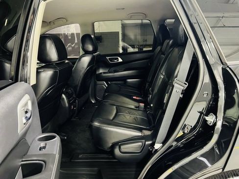 Used 2018 Nissan Pathfinder SL w/ Midnight Edition Package image 26