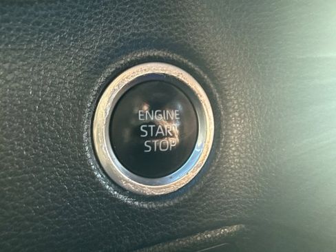 Used 2022 Toyota Tundra SR5 image 19