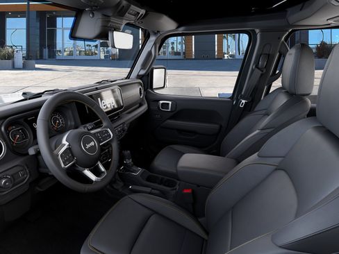 New 2026 Jeep Wrangler Unlimited Sahara w/ Whitecap Package AWD/4WD image 22