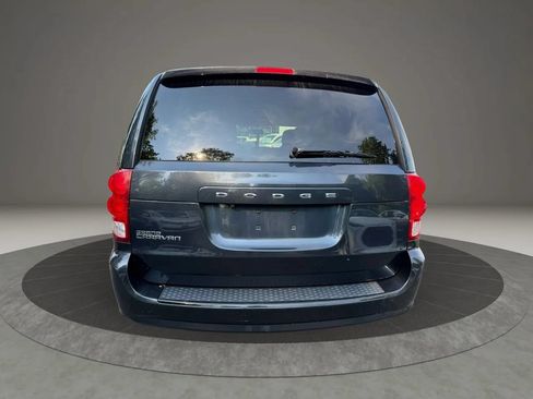 Used 2014 Dodge Grand Caravan SXT w/ UConnect Hands-Free Group FWD image 6